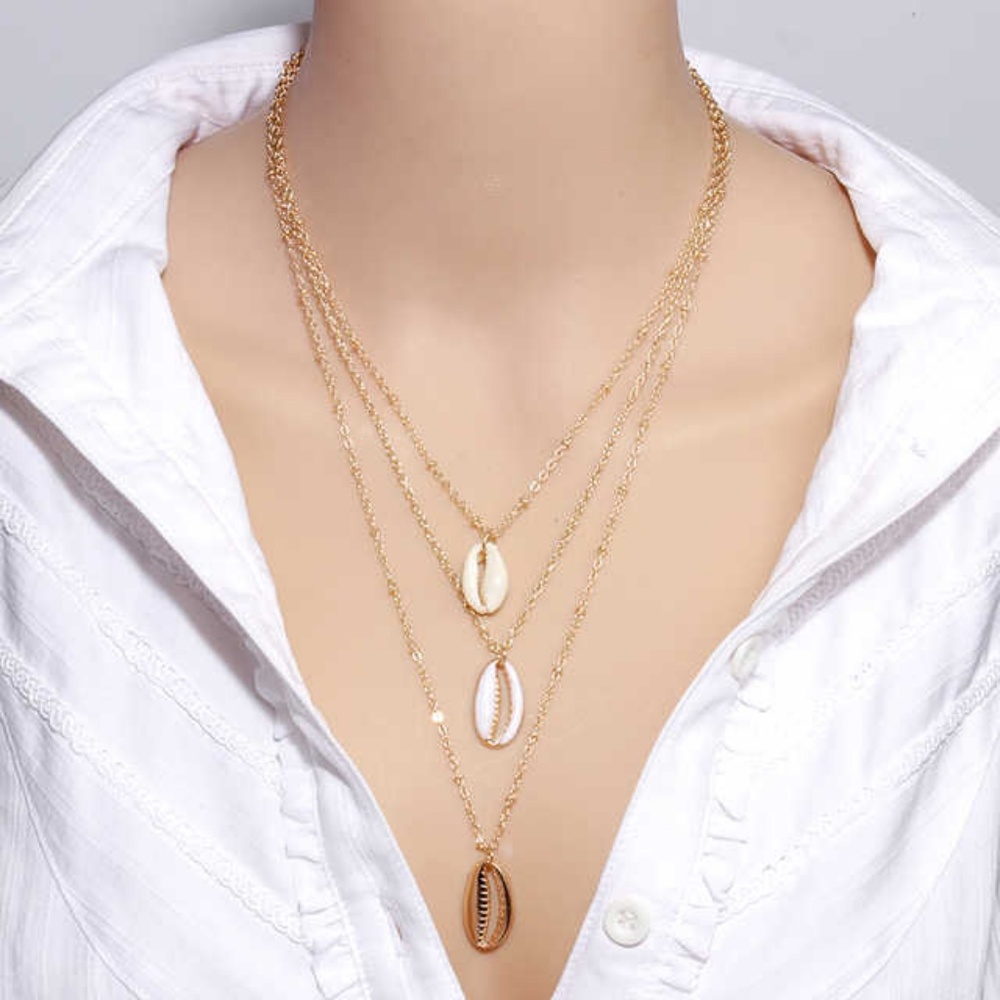 Seashell multi-layered necklace - Picture 5 of 6
